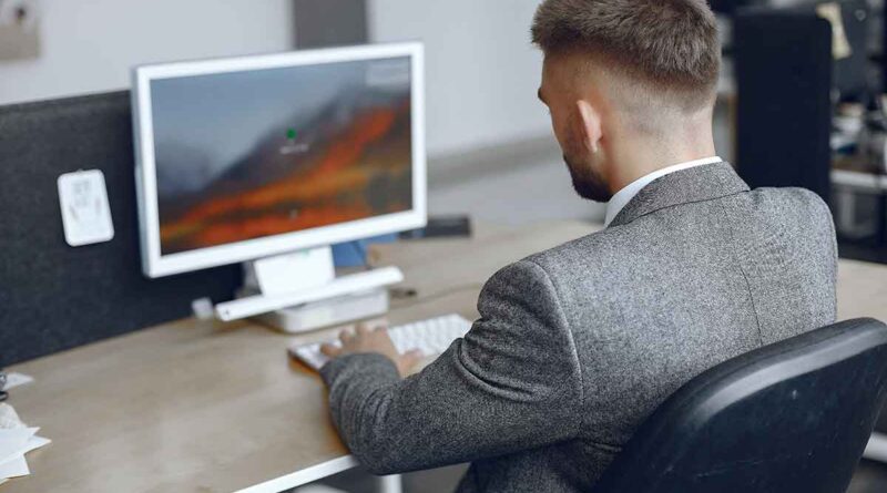 monitores e periféricos para aumentar a produtividade no home office